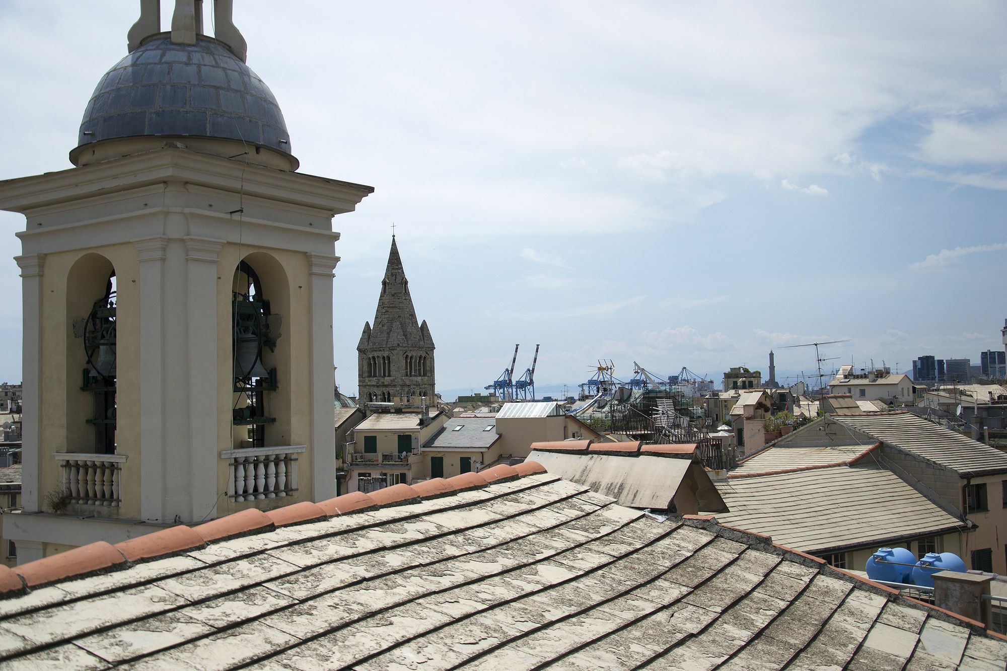 Sky On The Roofs - Il Cielo Sui Tetti Hotel Genoa Luaran gambar