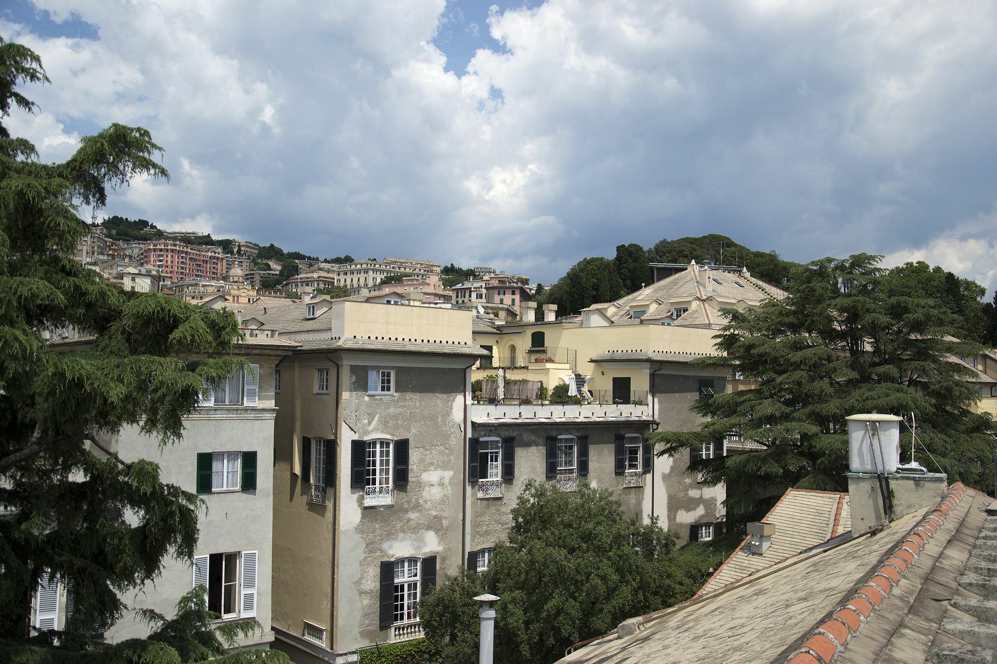 Sky On The Roofs - Il Cielo Sui Tetti Hotel Genoa Luaran gambar