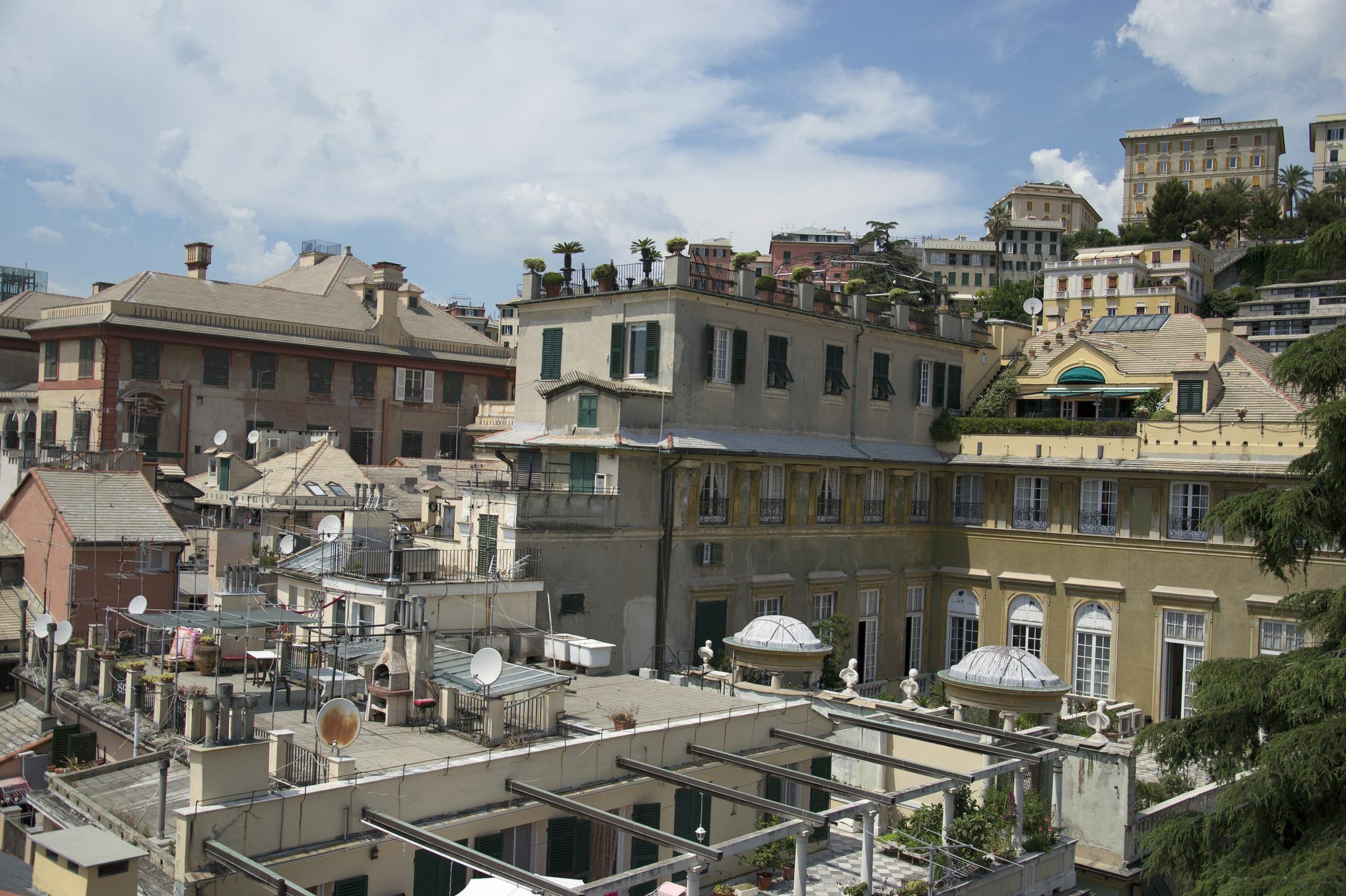 Sky On The Roofs - Il Cielo Sui Tetti Hotel Genoa Luaran gambar